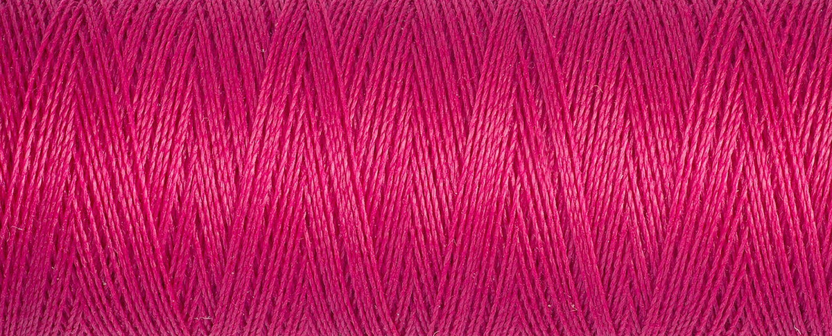 Gutermann Sew All 382 Deep Pink 500m Reel