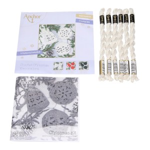 Christmas Tree Decorations: White Crochet Kit
